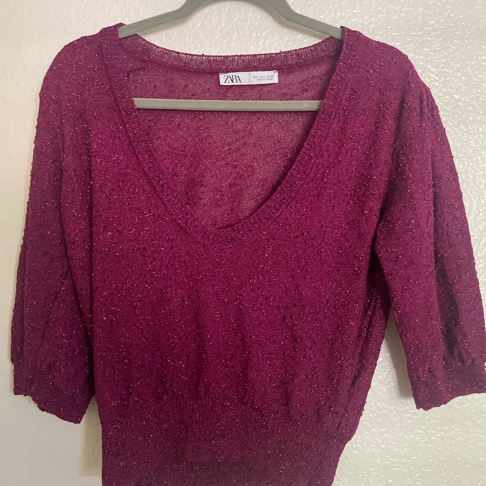 Zara Red V-Neck Sweater with 3/4 Sleeves